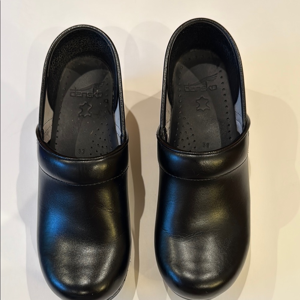 Dansko Classic Black Clogs size 39